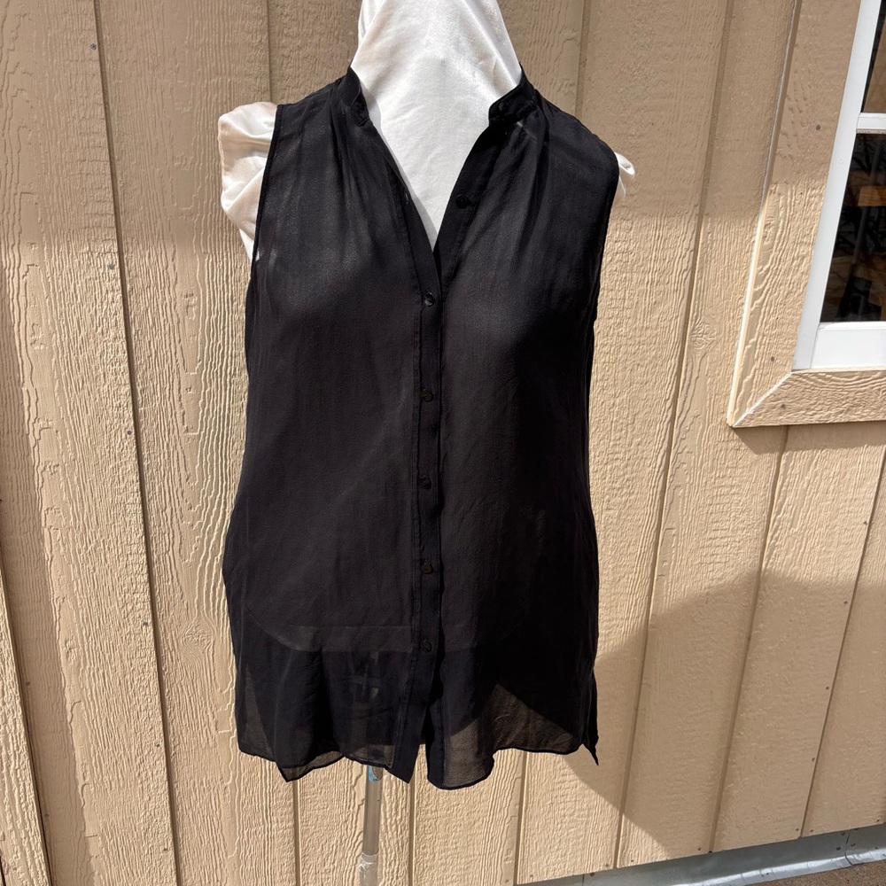 Eileen Fisher Black Sheer Silk Button-Front Hi-Lo Sleeveless Top